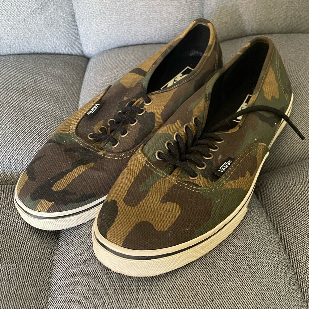 Vans Camo Authentic Lo Pro